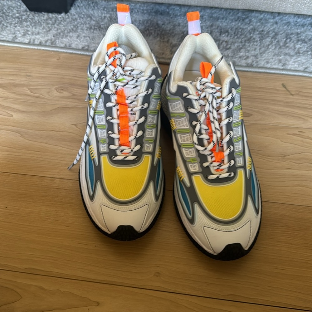John Geiger 004 Dry Ice Sneaker - Picture 2 of 6